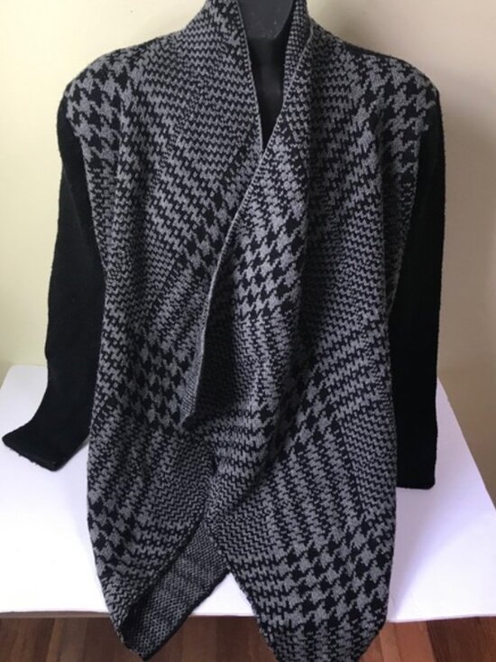 Lady Dutch Houndstooth Open Cardigan Sweater Wrap Knit Color Block Grey Black M - Picture 2 of 12